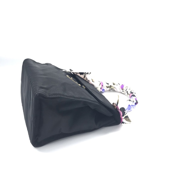 Vintage Prada Tessuto Nylon Tote (GHW) - Picture 4 of 8